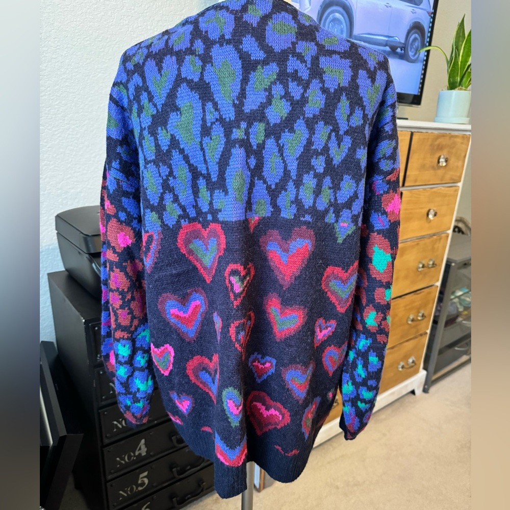 Colorful Heart Patterned Women's Sweater - Picture 9 of 15